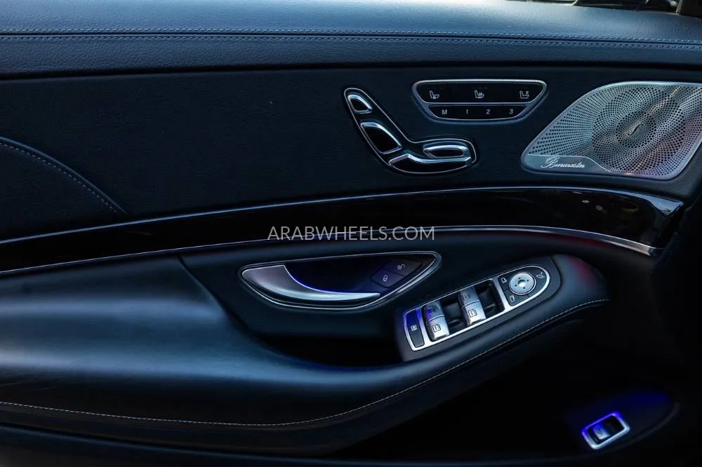 Mercedes Benz CLS Class 2020 for Sale in Dubai Image-12