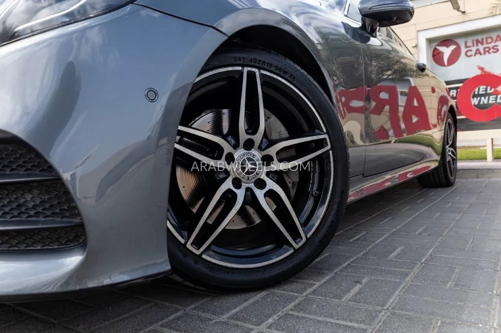 Mercedes Benz E Class 2019 for Sale in Dubai Image-11