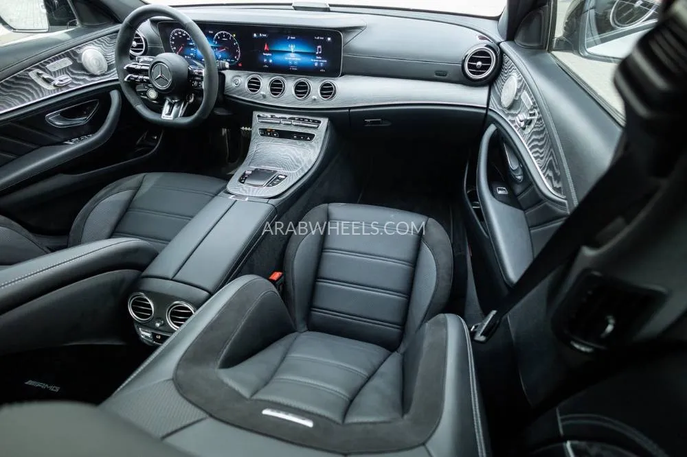 Mercedes Benz E Class 2023 for Sale in Dubai Image-26