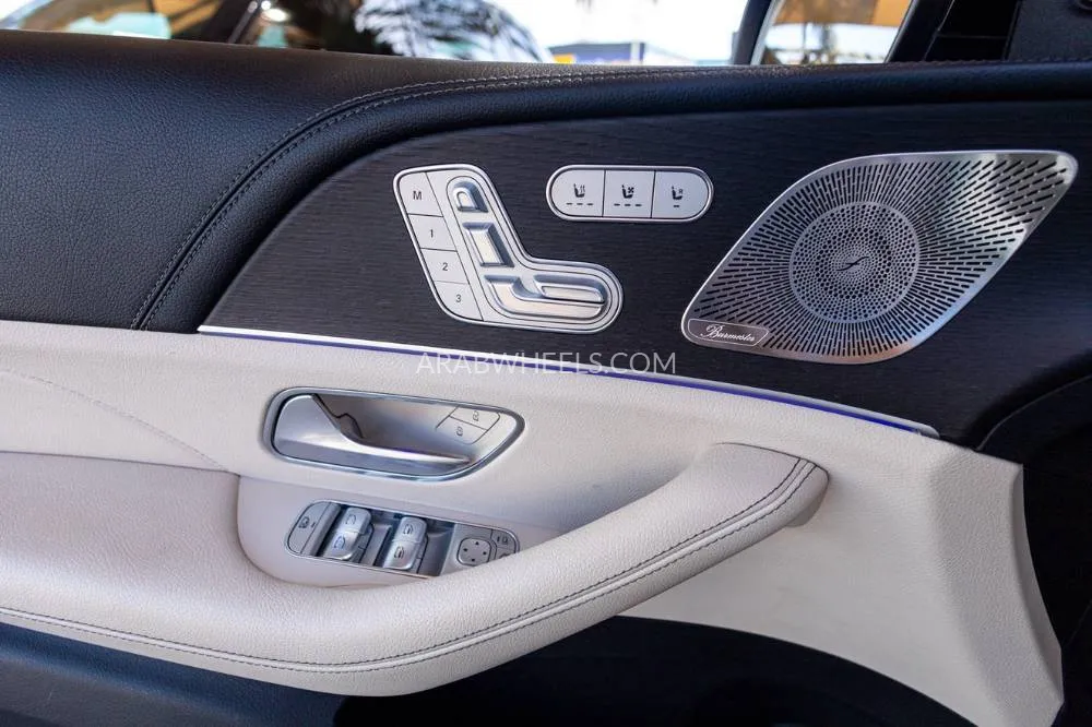Mercedes Benz GLS 2022 for Sale in Dubai Image-12