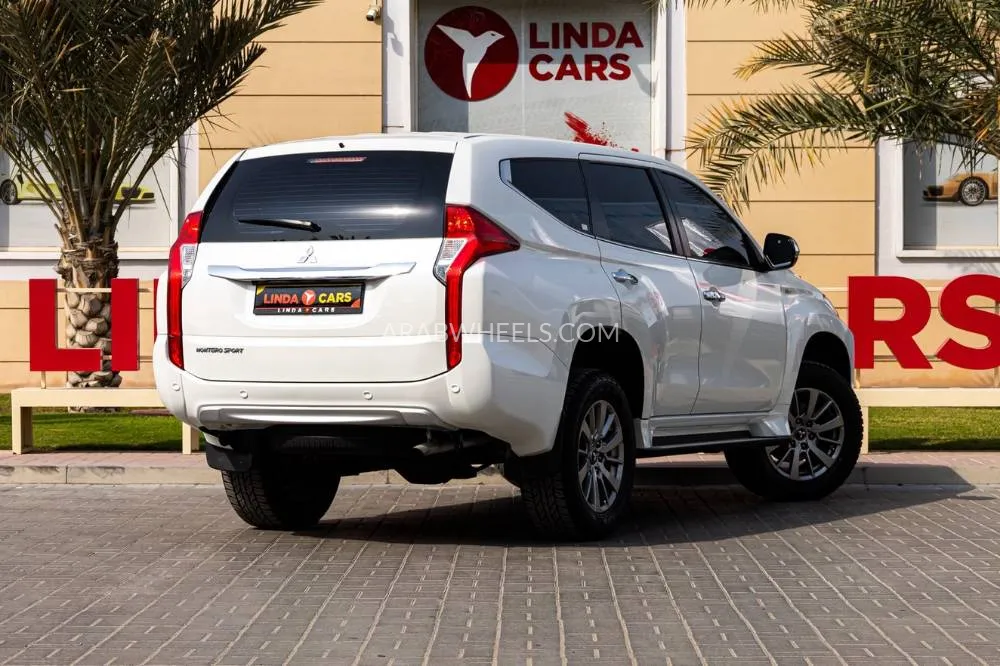 Mitsubishi Montero Sport 2019 for Sale in Dubai Image-8