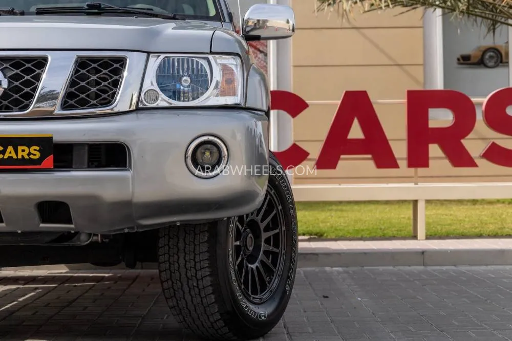 Nissan Patrol 2021 for Sale in Dubai Image-5