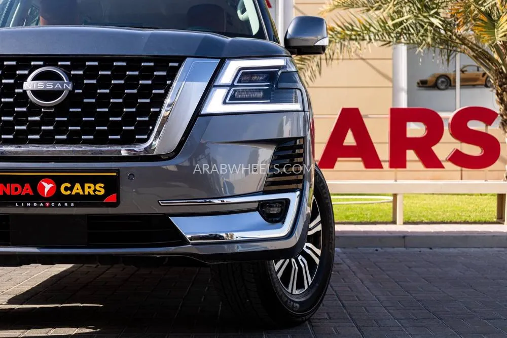 Nissan Patrol 2024 for Sale in Dubai Image-5