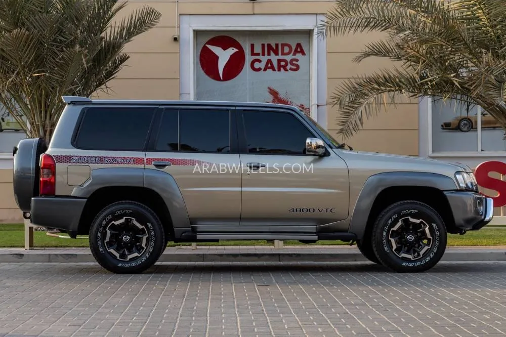 Nissan Patrol 2022 for Sale in Dubai Image-10