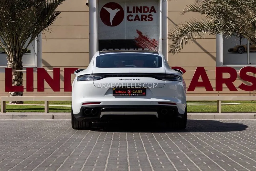Porsche Panamera 2022 for Sale in Dubai Image-6
