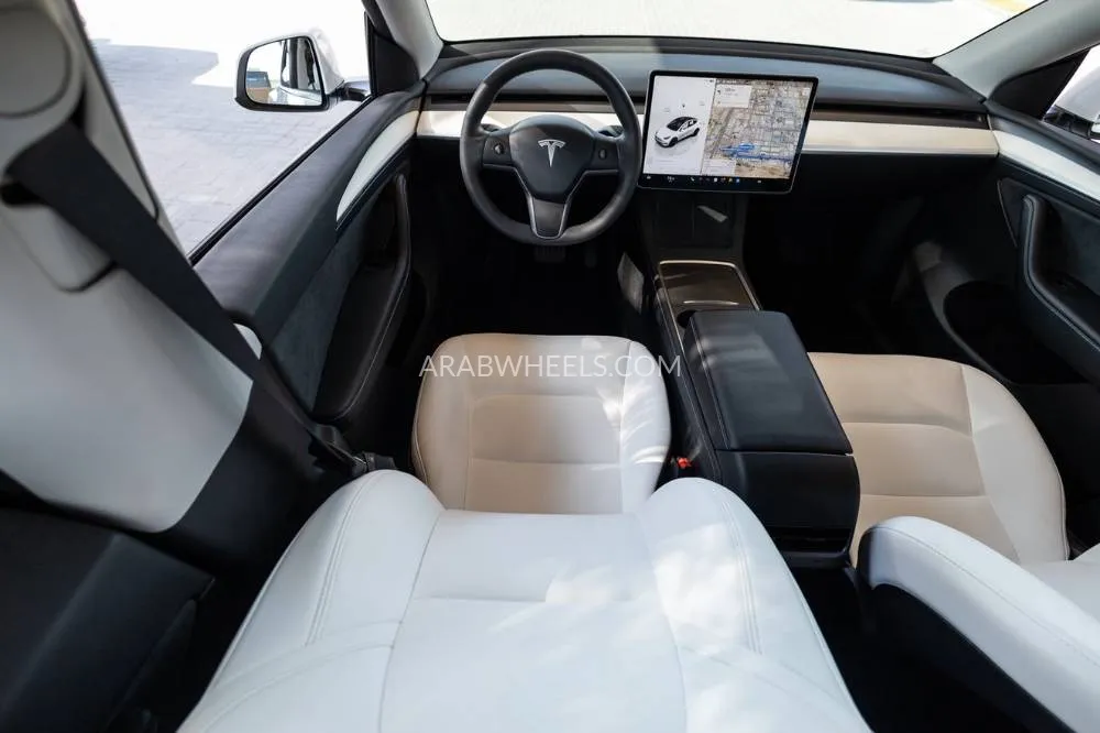 Tesla Model Y 2023 for Sale in Dubai Image-15