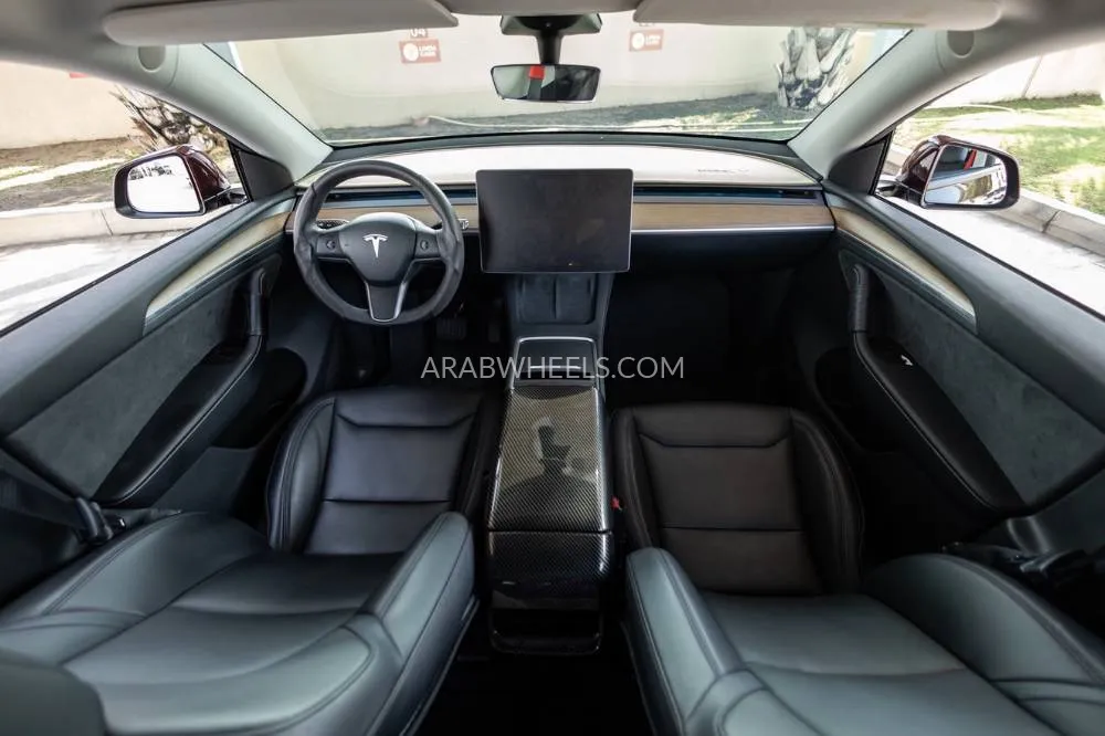 Tesla Model Y 2024 for Sale in Dubai Image-14