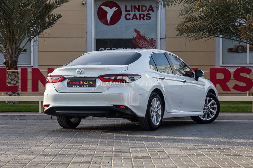 Toyota Camry 2024 for Sale in Dubai Image-7