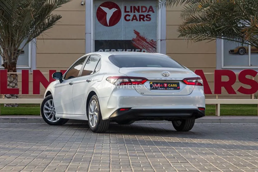 Toyota Camry 2024 for Sale in Dubai Image-8