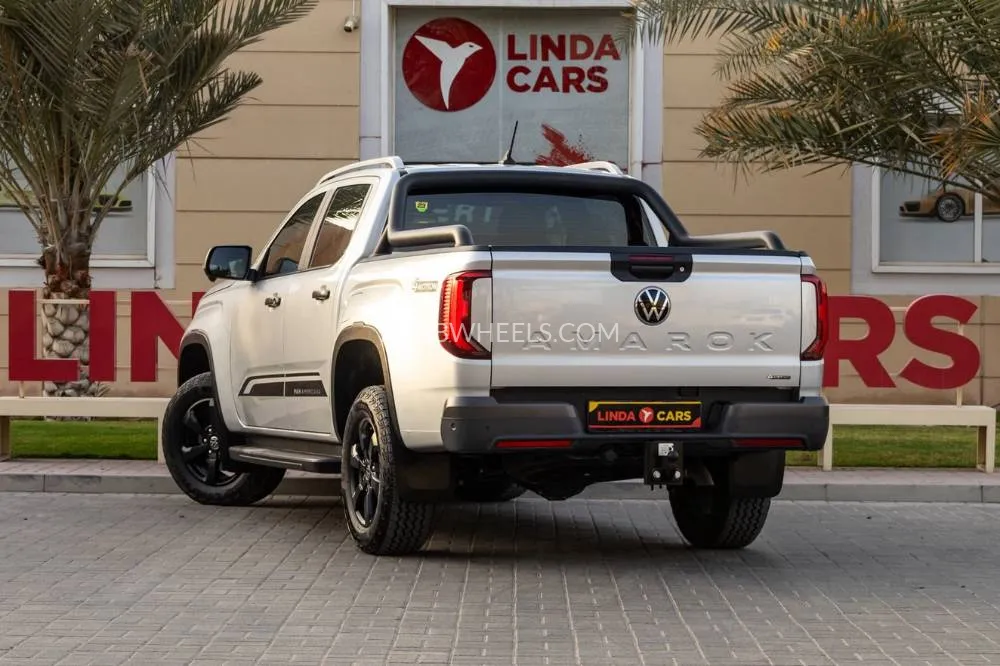 Volkswagen Amarok 2023 for Sale in Dubai Image-9