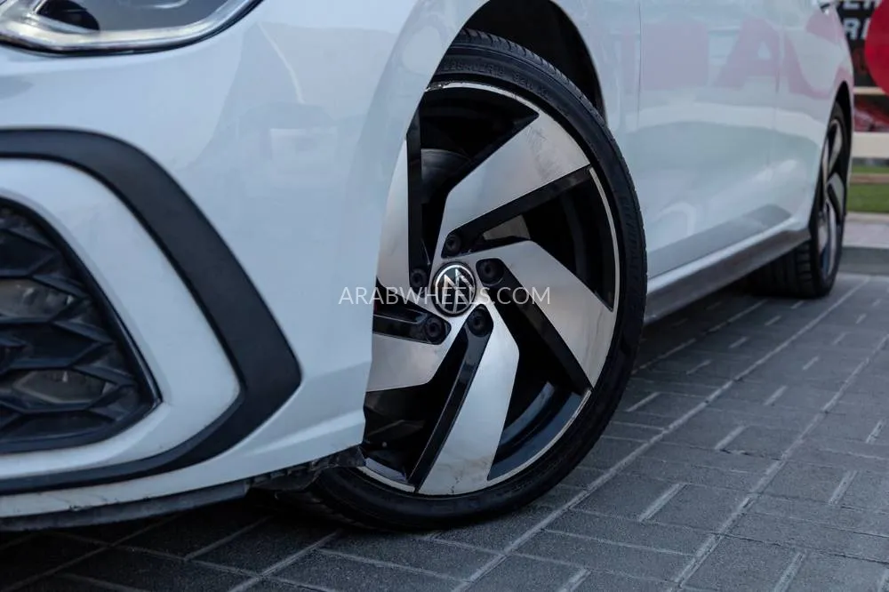 Volkswagen Golf GTI 2021 for Sale in Dubai Image-11