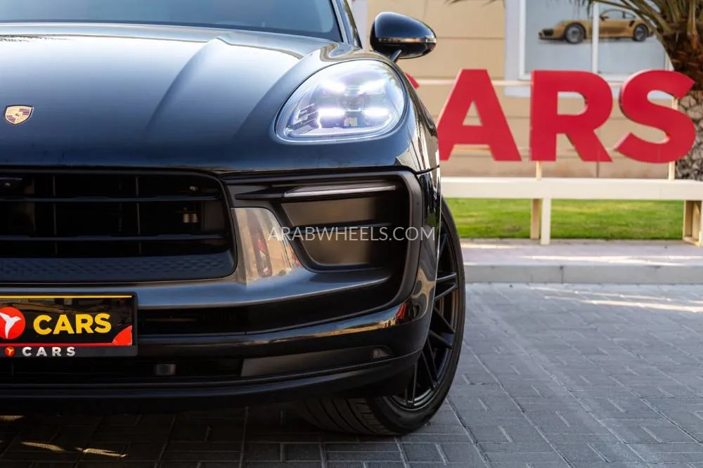 Porsche Macan 2022 for Sale in Dubai Image-5