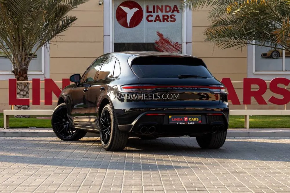 Porsche Macan 2022 for Sale in Dubai Image-8