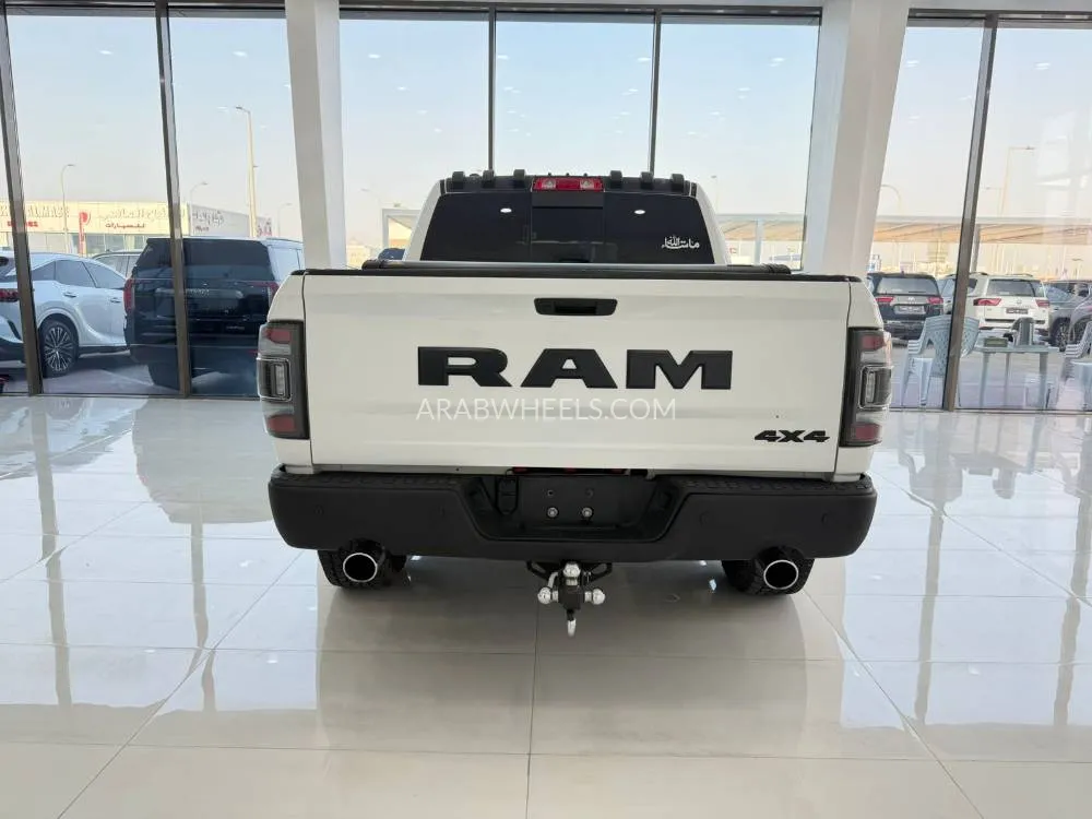 رام 1500 2021 for Sale in أبو ظبي Image-6