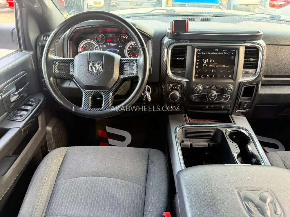 رام 1500 2021 for Sale in أبو ظبي Image-9