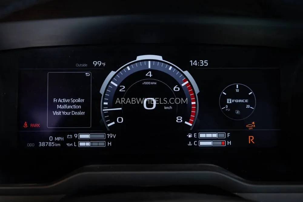 Toyota Tundra 2023 for Sale in Dubai Image-18