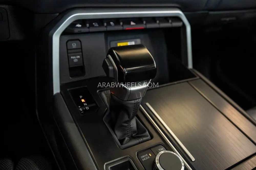 Toyota Tundra 2023 for Sale in Dubai Image-20