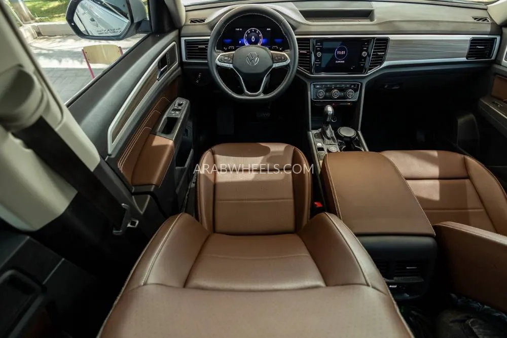 Volkswagen Teramont 2022 for Sale in Dubai Image-16