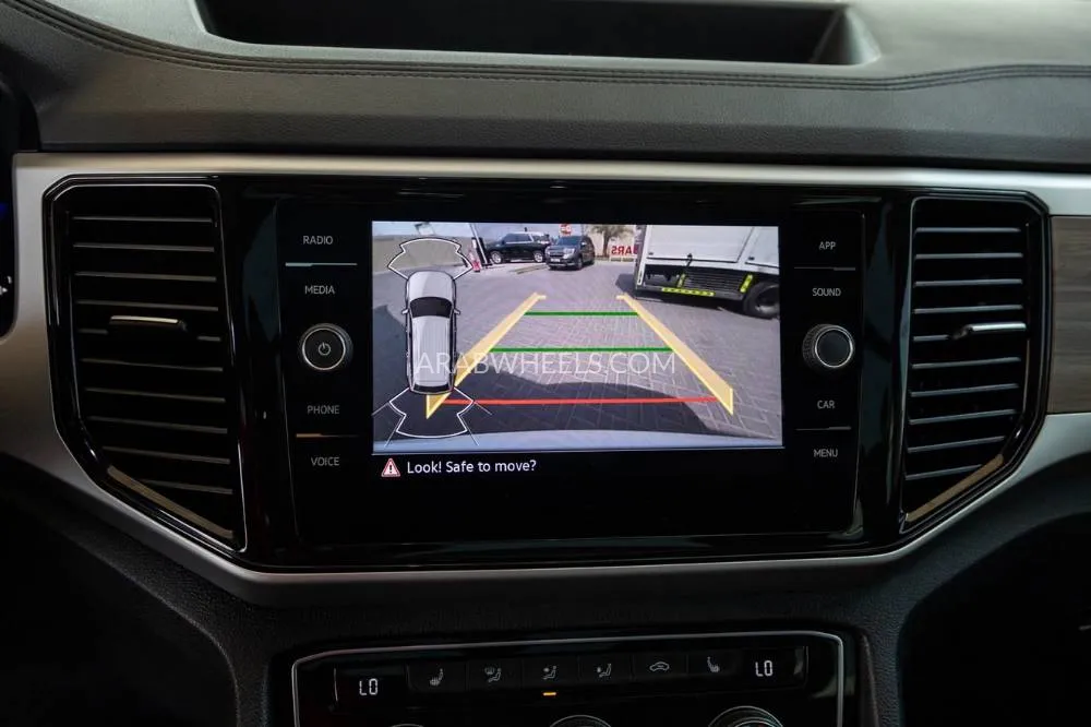 Volkswagen Teramont 2022 for Sale in Dubai Image-20
