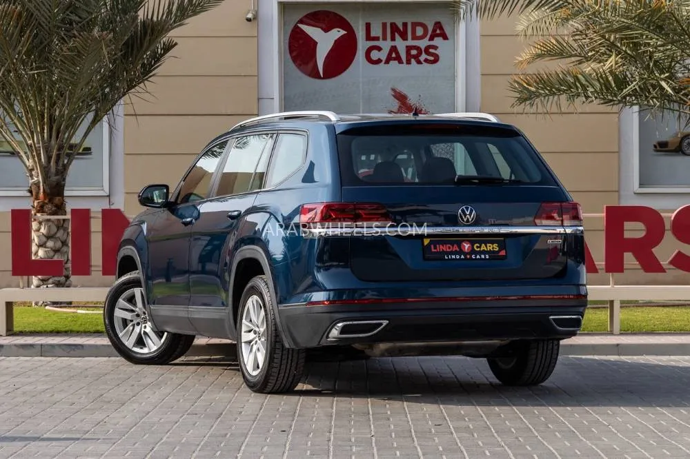 Volkswagen Teramont 2022 for Sale in Dubai Image-8