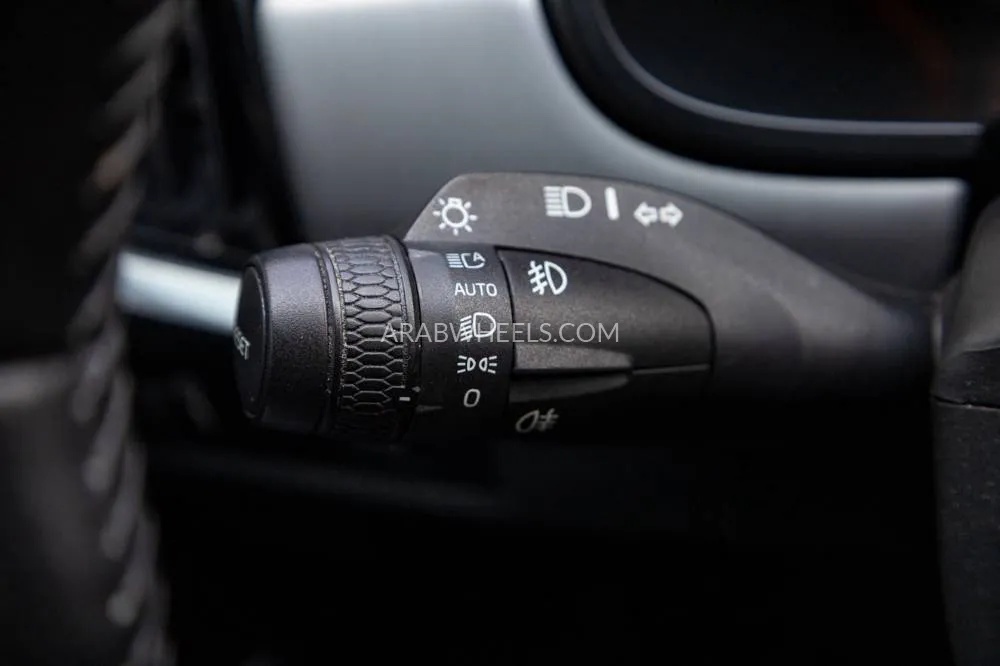 Volvo S90 2017 for Sale in Dubai Image-30