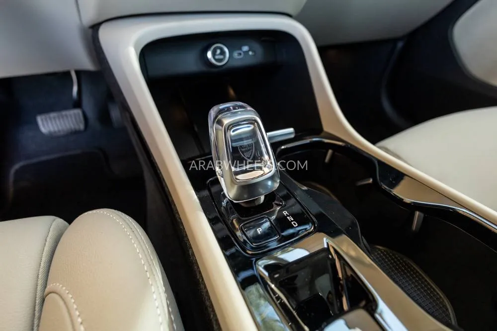 Volvo XC40 2024 for Sale in Dubai Image-21