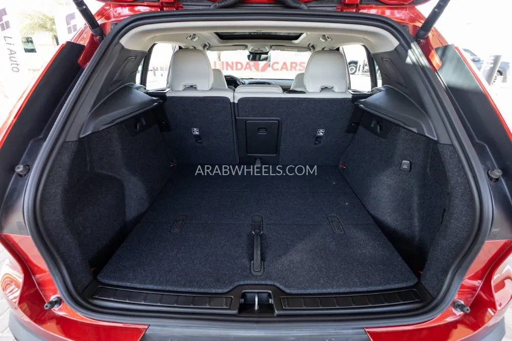Volvo XC40 2024 for Sale in Dubai Image-25