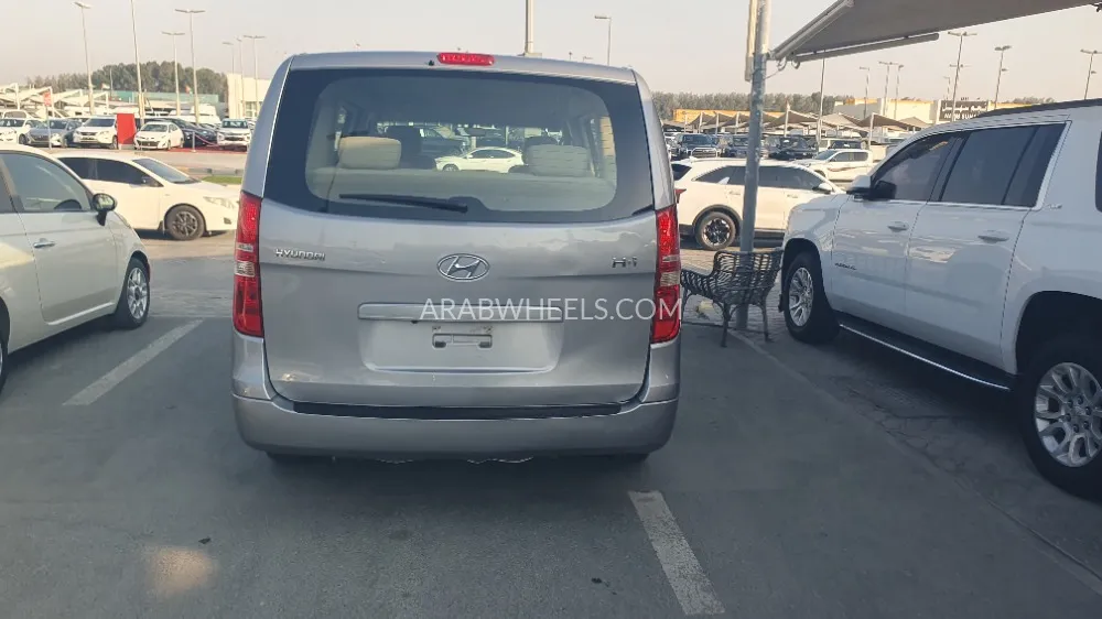 هيونداي H1 2020 for Sale in الشارقة Image-15