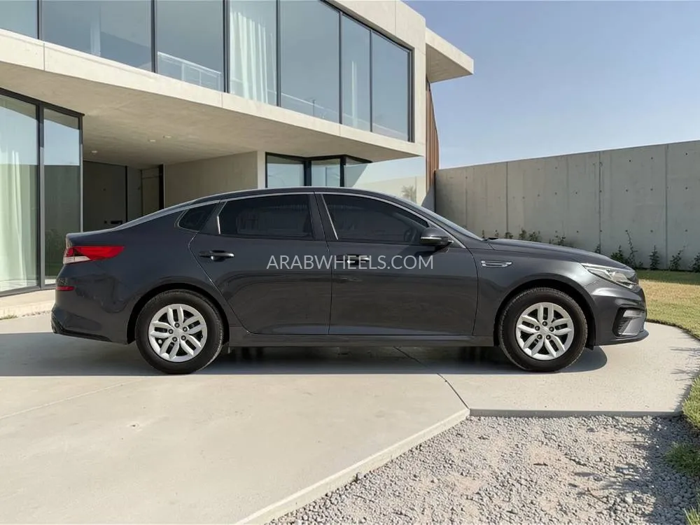 Kia Optima 2020 for Sale in Dubai Image-8