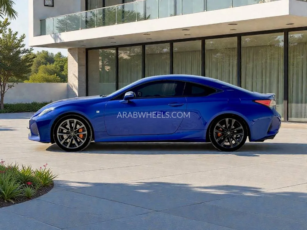 Lexus RC 2019 for Sale in Dubai Image-7