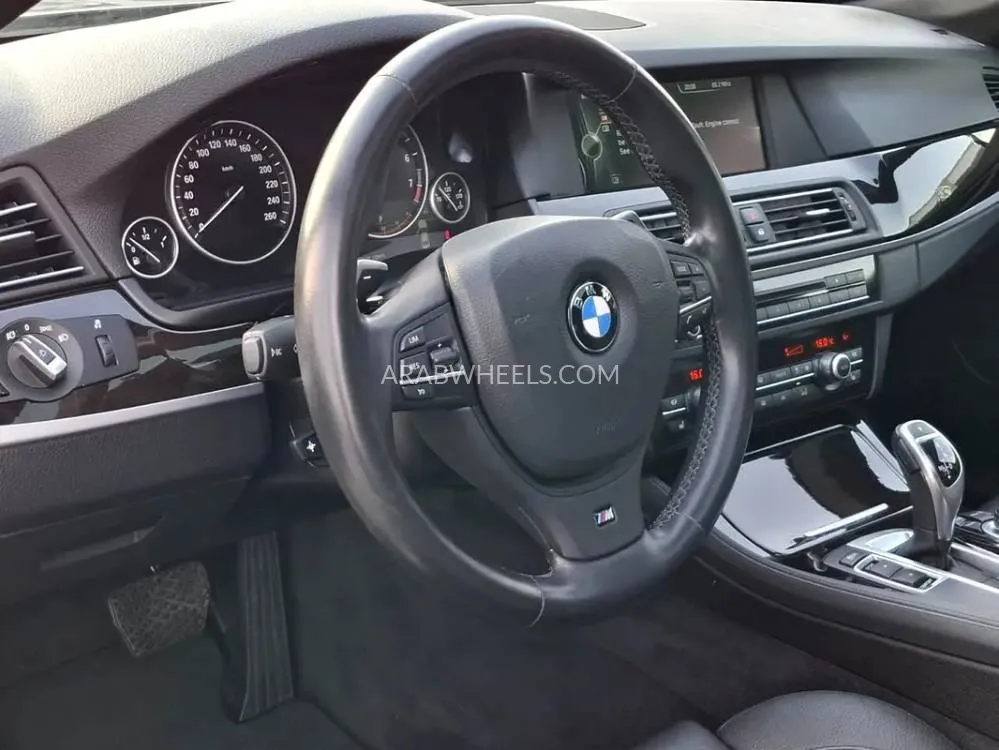 بي إم دبليو الفئة الخامسة 2013 for Sale in دبي Image-9