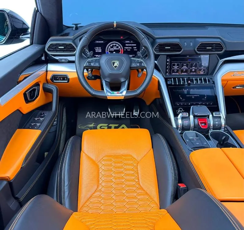 Lamborghini Urus 2019 for Sale in Dubai Image-9