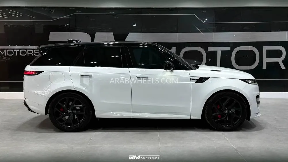 Land Rover Range Rover Sport 2023 for Sale in Dubai Image-3