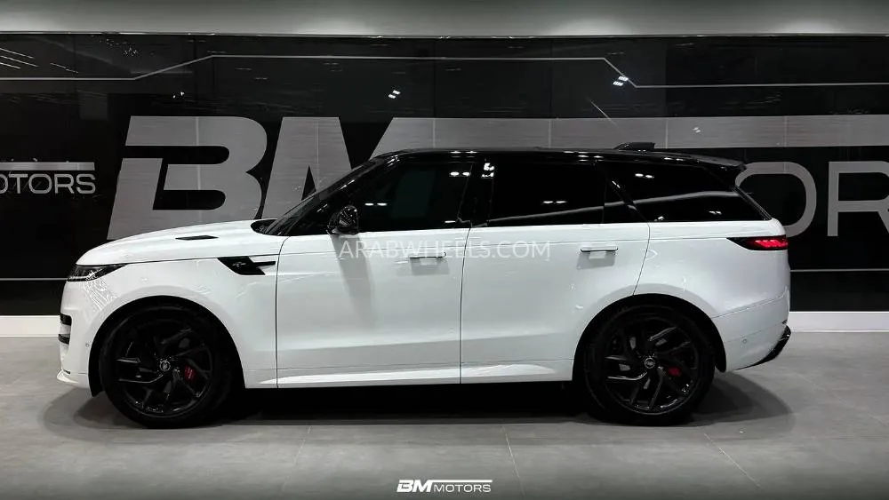 Land Rover Range Rover Sport 2023 for Sale in Dubai Image-4