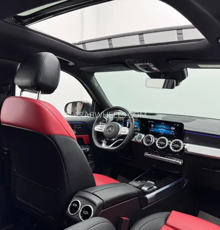 Mercedes Benz GLB 2023 for Sale in Dubai Image-16