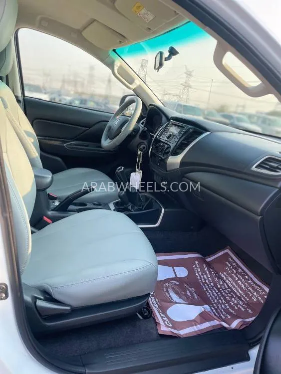 ميتسوبيشي L200 2019 for Sale in دبي Image-17