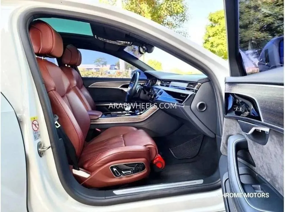 Audi A8 2021 for Sale in Dubai Image-10