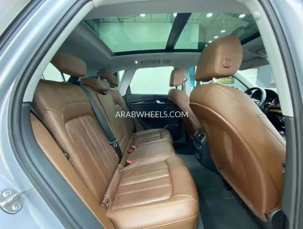 أودي Q5 2018 for Sale in دبي Image-16