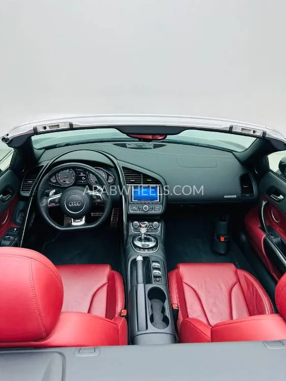 Audi R8 Spyder 2014 for Sale in Dubai Image-5