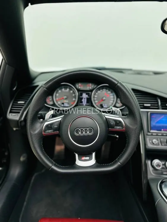 Audi R8 Spyder 2014 for Sale in Dubai Image-6