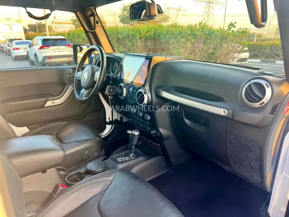 Jeep Wrangler 2026 for Sale in Dubai Image-17