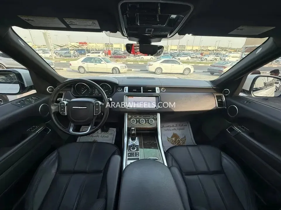 Land Rover Range Rover Sport 2017 for Sale in Sharjah Image-4