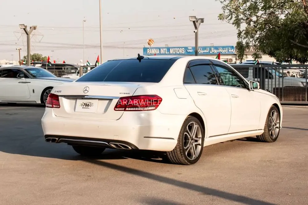 Mercedes Benz E Class 2016 for Sale in Dubai Image-6