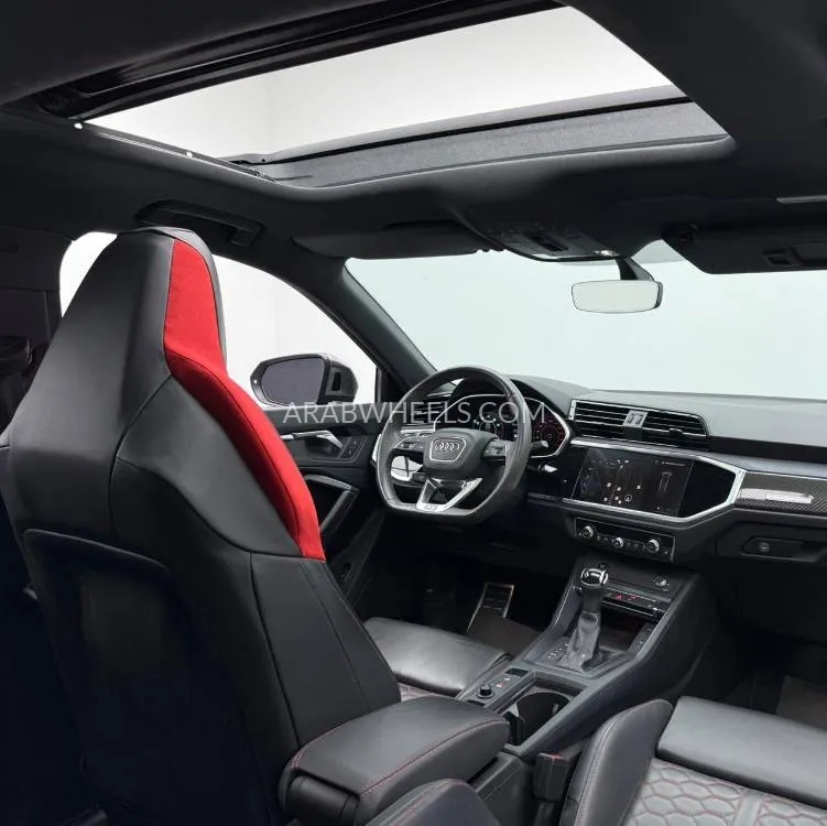 أودي RS Q3 2023 for Sale in دبي Image-11