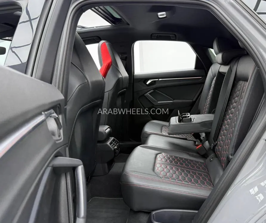 أودي RS Q3 2023 for Sale in دبي Image-17