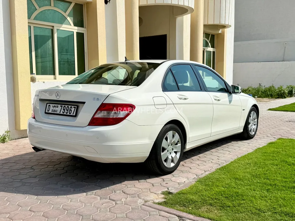 Mercedes Benz C Class 2011 for Sale in Dubai Image-5