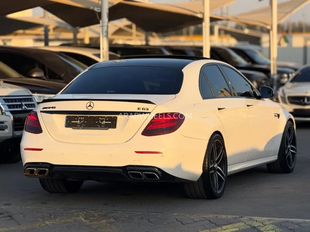 Mercedes Benz E Class 2019 for Sale in Sharjah Image-4