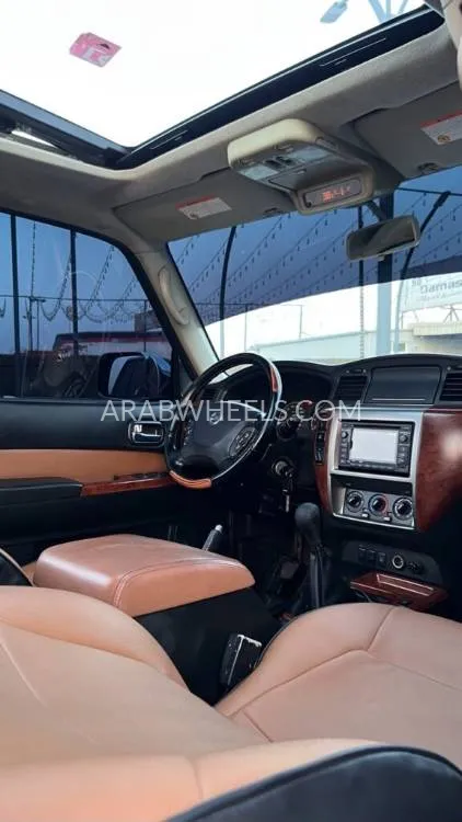 Nissan Patrol 2019 for Sale in Ajman Image-12
