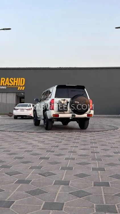 Nissan Patrol 2019 for Sale in Ajman Image-21