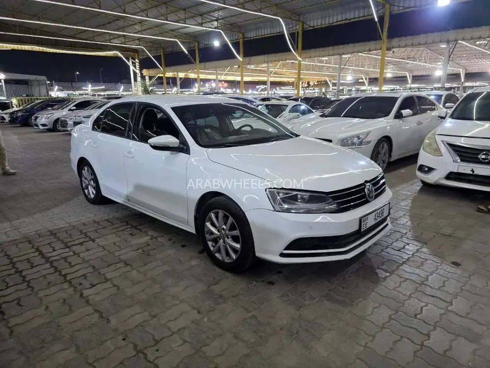 Volkswagen Jetta 2016 for Sale in Ajman Image-9